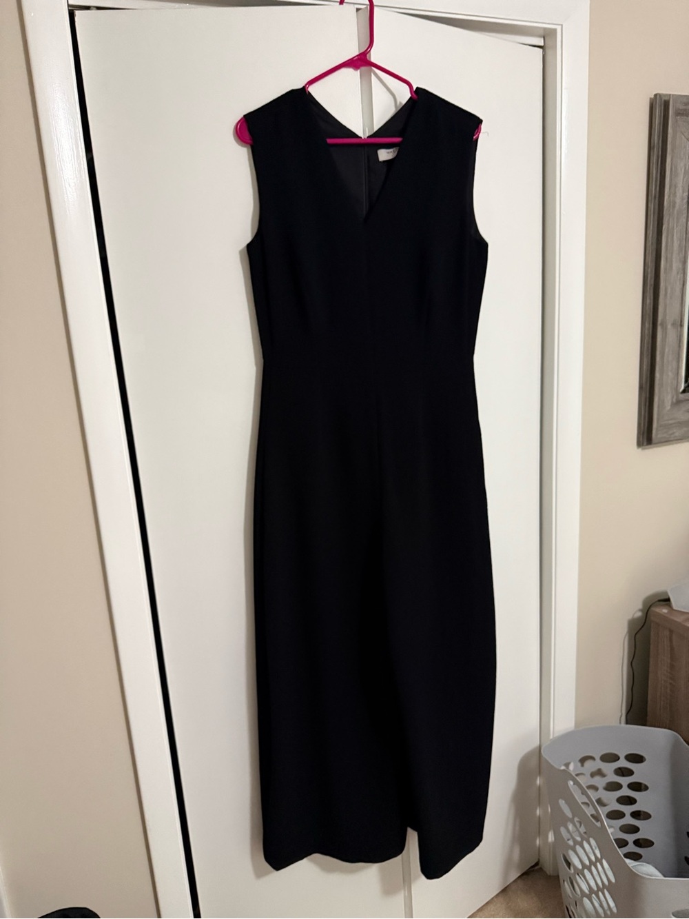 MM.LaFleur Sleek Black Sleeveless V-Neck Jumpsuit